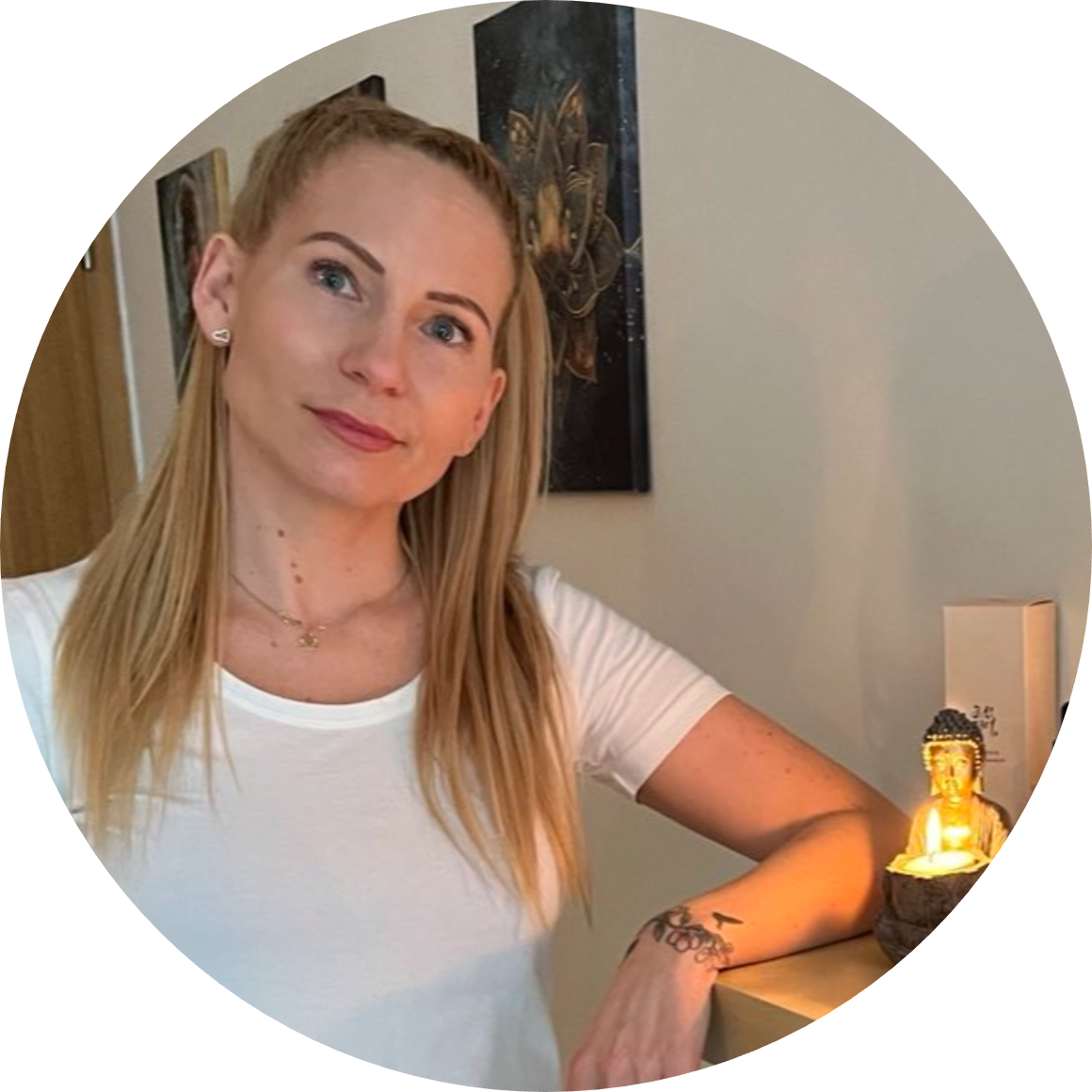 Szijjártó Szandra masszőr